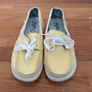Gypsy Jazz Yellow Shoes - Size 9